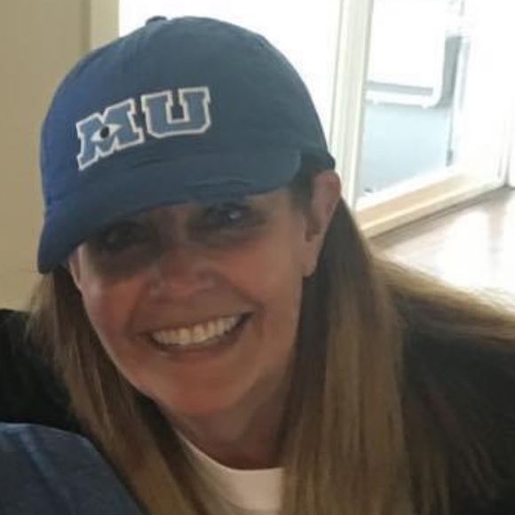 Meet your Posher, Beth - Picture 6 of 8